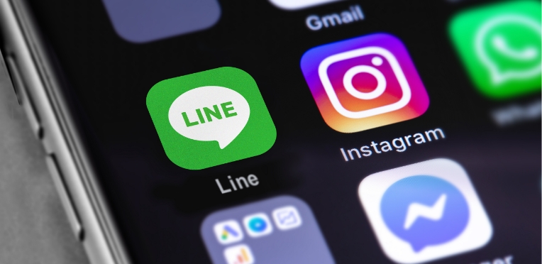 LINE Instagramフォローキャンペーン実施中